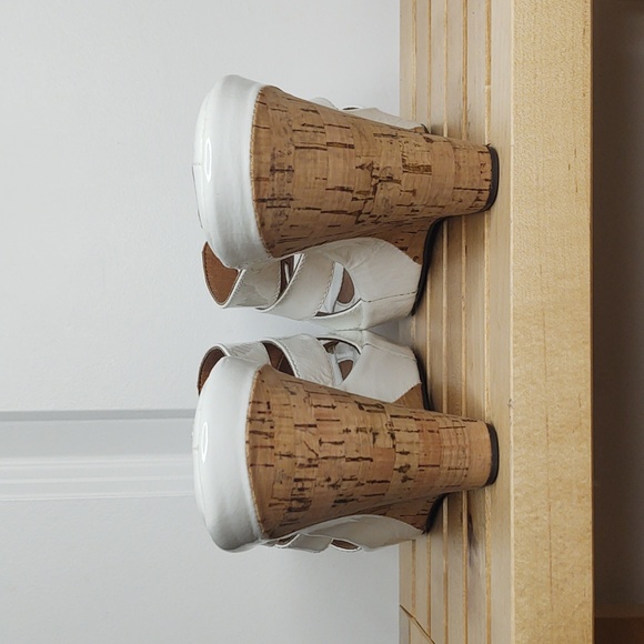 Söfft🤍patent leather wedge sandal, 11 NARROW 🆕 - Picture 5 of 11